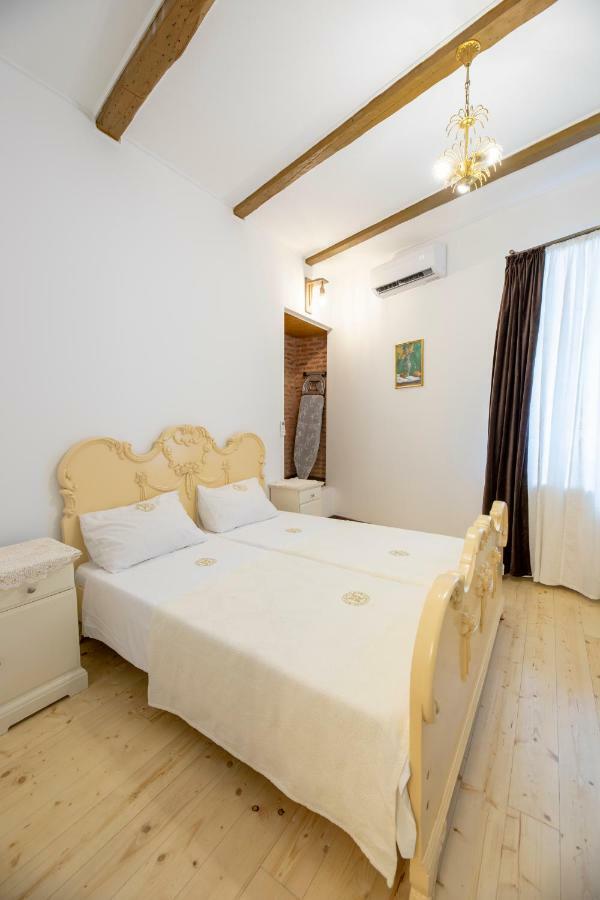 Apartment Ornament Τυφλίδα Εξωτερικό φωτογραφία